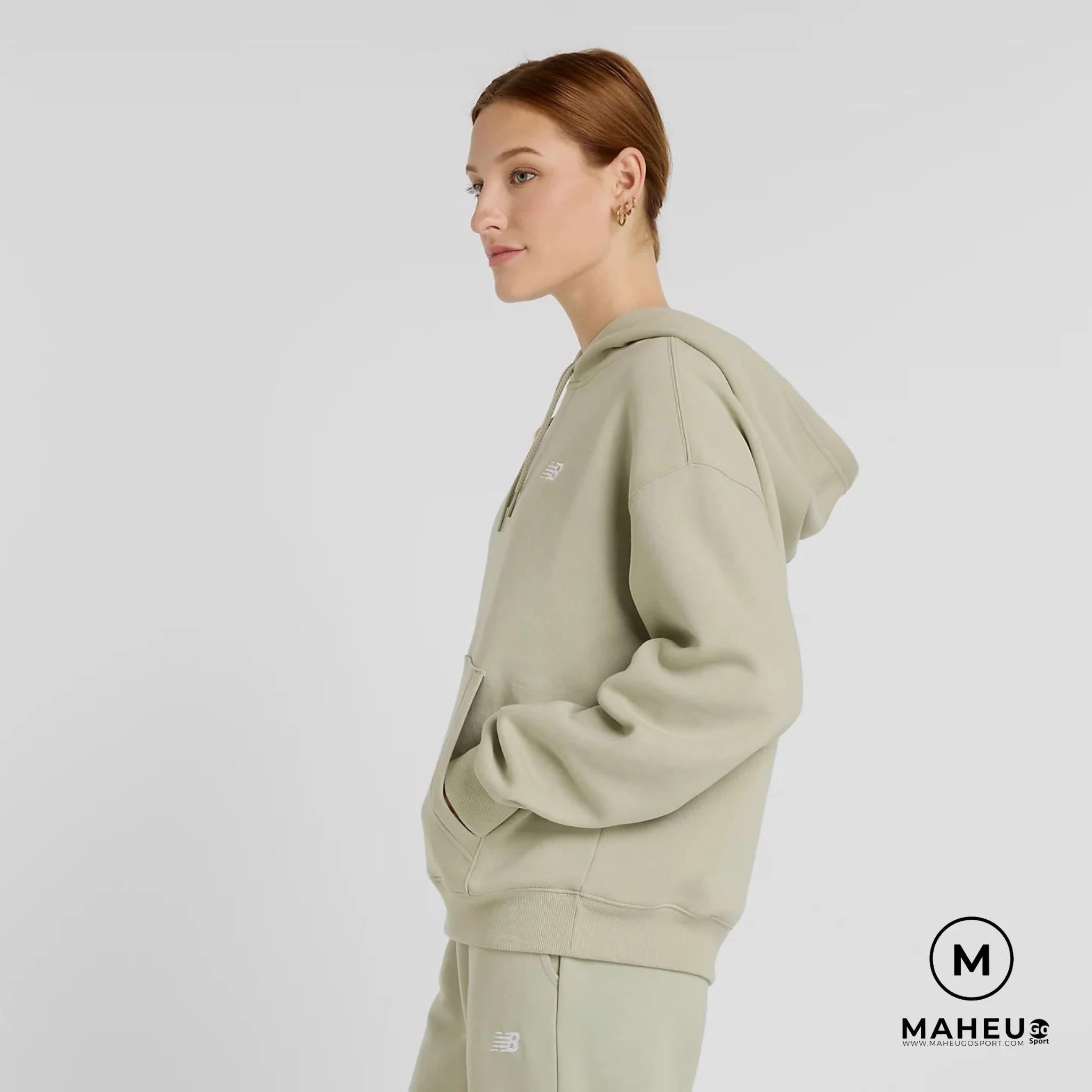 HOOD FEMME ESSENTIAL OLIVINE, NEW BALANCE – Image 3