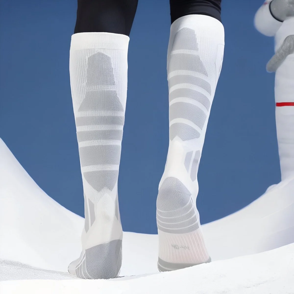 Chaussettes de randonnée hautes, respirantes et résistantes | Montelac – Image 4