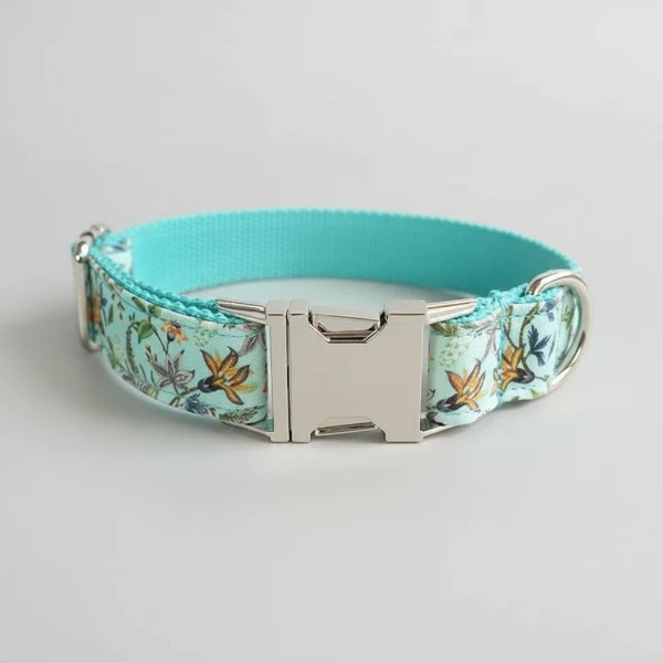 Collier Et Laisse Motif Fleurs Personnalisable Pour Chien – Image 4
