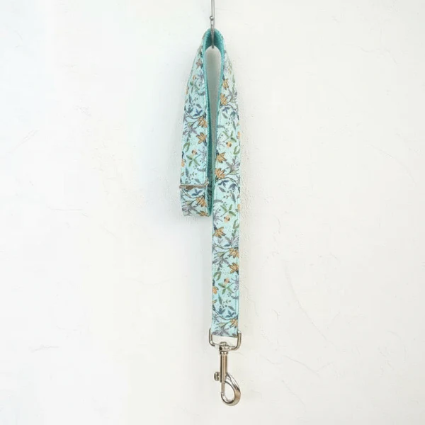 Collier Et Laisse Motif Fleurs Personnalisable Pour Chien – Image 3