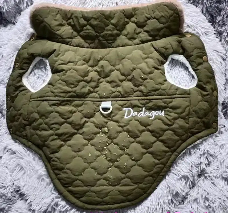 Veste Imperméable Pour Chien Avec Col Fourrure - Les Bonnes Affaires – Image 3