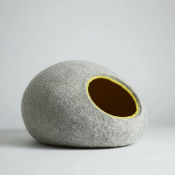 Cocon En Laine Tyrolienne Fait Main Pour Chat