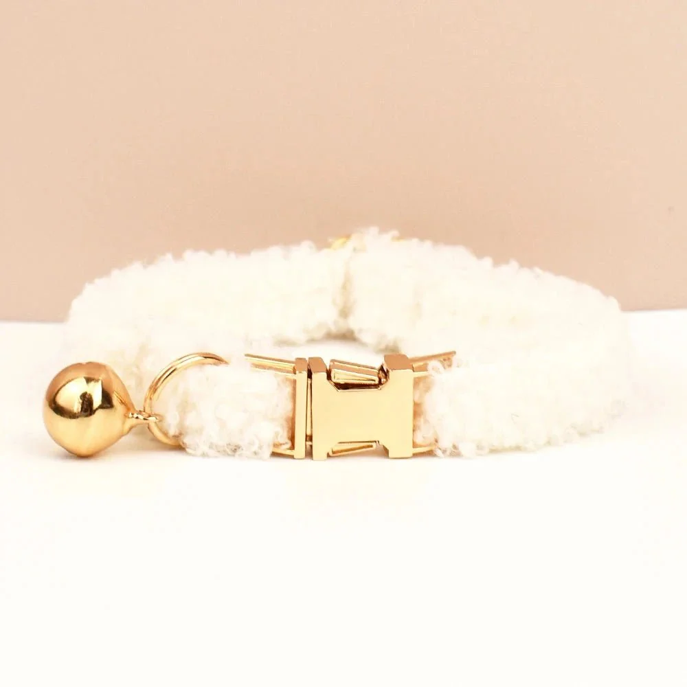 Collier Fourrure Avec Clochette Personnalisable Pour Chien Et Chat – Image 2