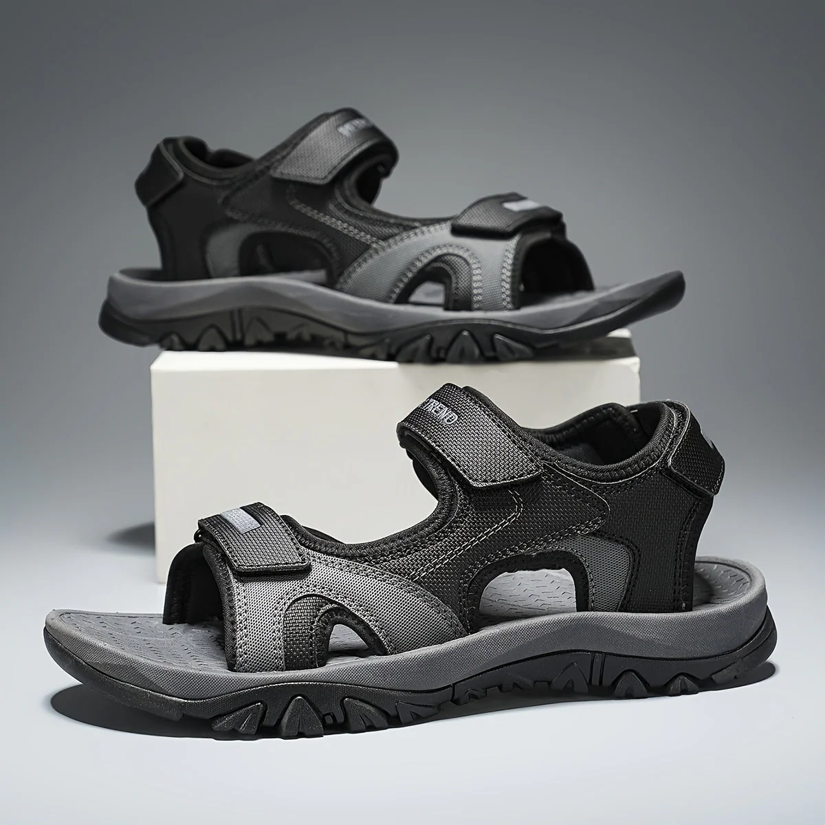 Sandales antidérapantes respirantes à scratch pour homme | Montelac